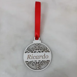 Ornamento de Natal com Nomes Personalizável:  Madeira